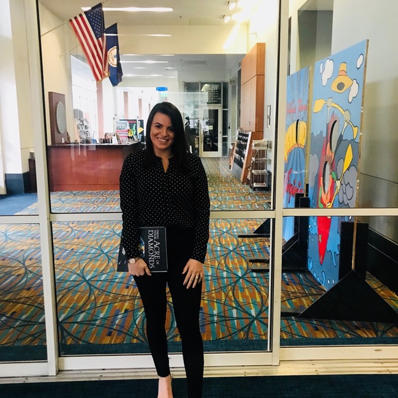 Meet your Posher, Mia - Picture 3 of 3